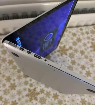 A picture of Apple MacBook Pro Retina 2015 Core i5 Ram 8Gb SSD