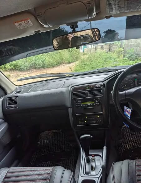 A picture of TOYOTA CARINA TI INAUZWA 4 5m 0791084871