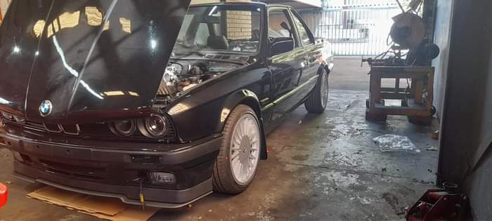 bmw e30