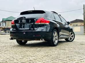 A picture of 5 Months Driven TOYOTA VENZA 2014 2015 XLE FULLEST OPTION