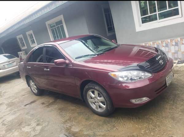 A picture of Toyota Camry Very neat Belgium Grade Na buy and Drive