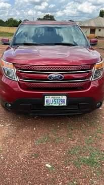 A picture of Clean used Ford explorer