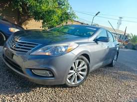 A picture of Hyundai azera