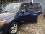 A picture of Toyota RAV4 08