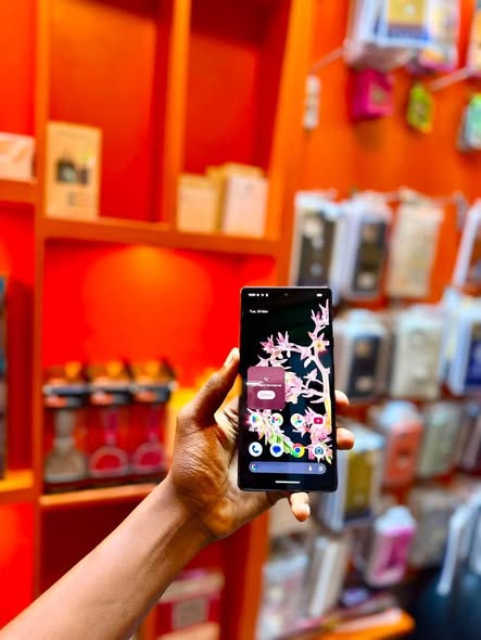 A picture of Pixel 6