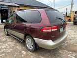 A picture of Toyota sienna 2002 LE A year and 6 monthsRegistered First