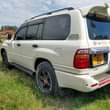 A picture of Land cruise milion 18 Ipo mwanza Petrol Full ac 0784857610