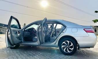 A picture of Sharp v6 engine muscle camry