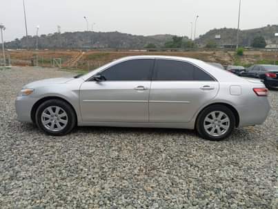 A picture of 2010 XLE Camry
