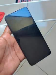 A picture of SAMSUNG A50