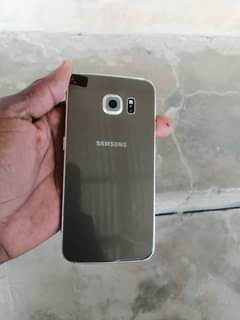 A picture of samsung s6 edg GB32 RAM3 inataka exchang na simu inayo