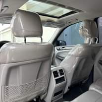 A picture of Lexus LX570