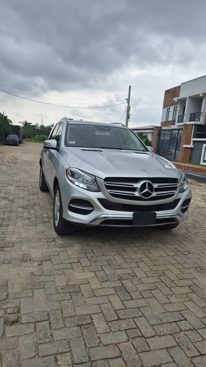 A picture of 2016 Mercedes Benz GLE350