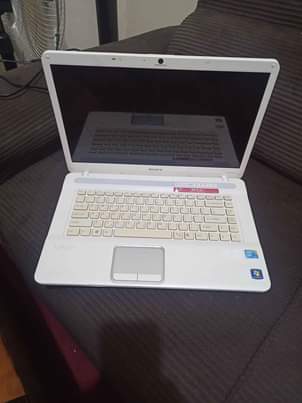 A picture of SONY LAPTOP