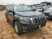A picture of LAND CRUISER PRADO TX 2017model