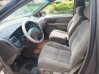 A picture of Toyota sienna first body
