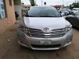 A picture of Clean and sound Toyota Venza 2012 model