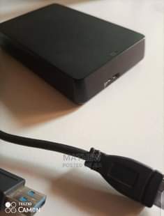 A picture of 2tb external hard drive