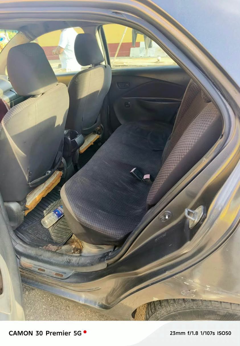 A picture of Awoof Toyota yarix 2010 model Engine gear ac need small