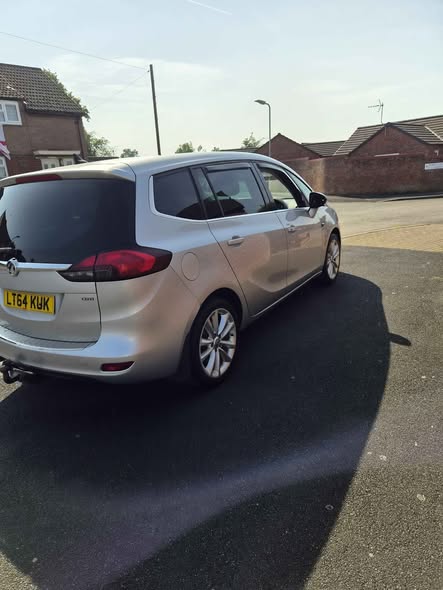 7 seater cars