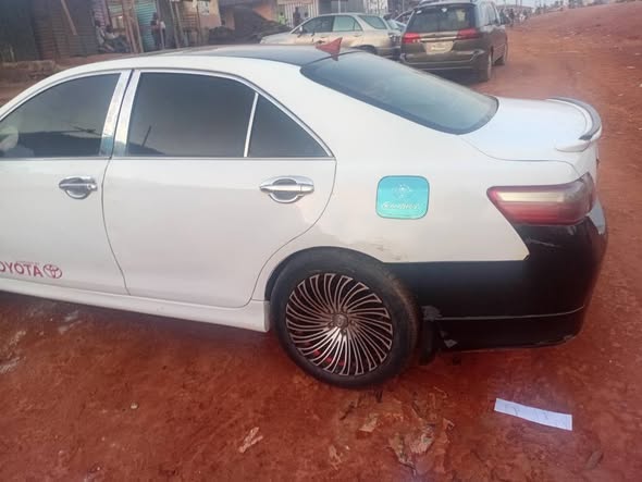 A picture of 2008 Toyota camry muscle 2 6m engine smoking 0802 8446