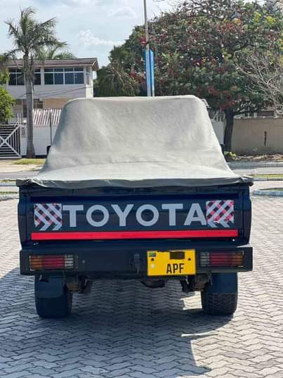 A picture of Jaman TOYOTA LAND CRUISER PICKUP nataka million 68 gari kali