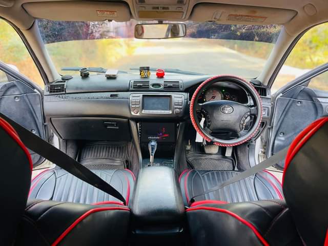 A picture of TOYOTA BREVIS