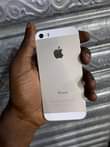 A picture of iPhone 5SE