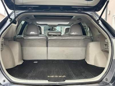 A picture of Few months registered 2012 Toyota venza complete first body pan