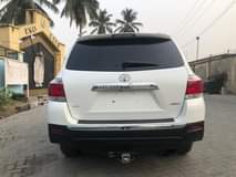 A picture of FOREIGN USED TOYOTA HIGHLANDER V6 LIMITED 2013