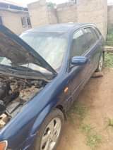 A picture of MAZDA 323F