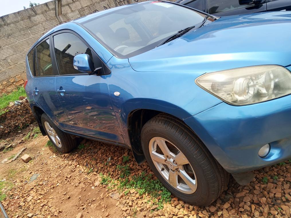 A picture of Toyota RAV4