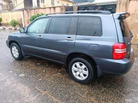 A picture of REGISTERED 2006 TOYOTA HIGHLANDER