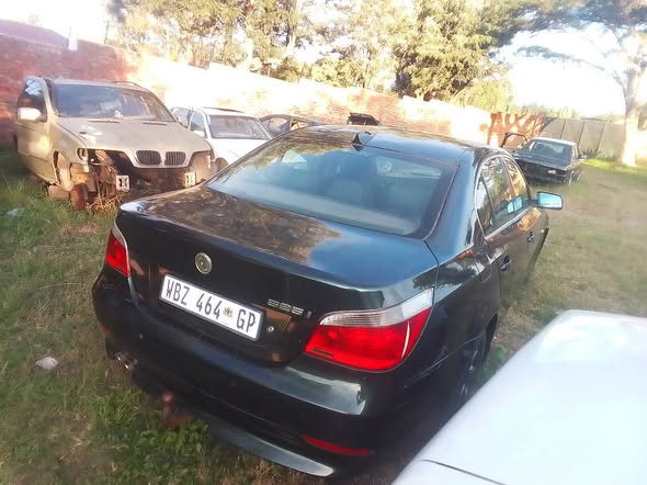 bmw 525i