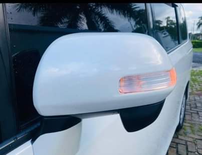 A picture of Toyota Noah