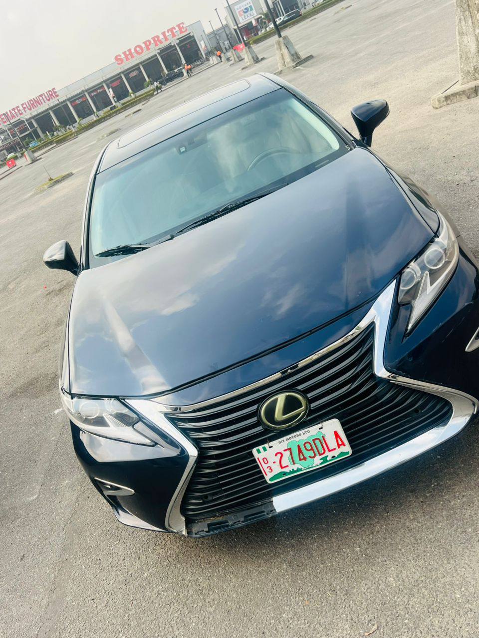 A picture of LEXUS ES350 2013 14 FULL OPTION FIRST BODY TOK STANDARD