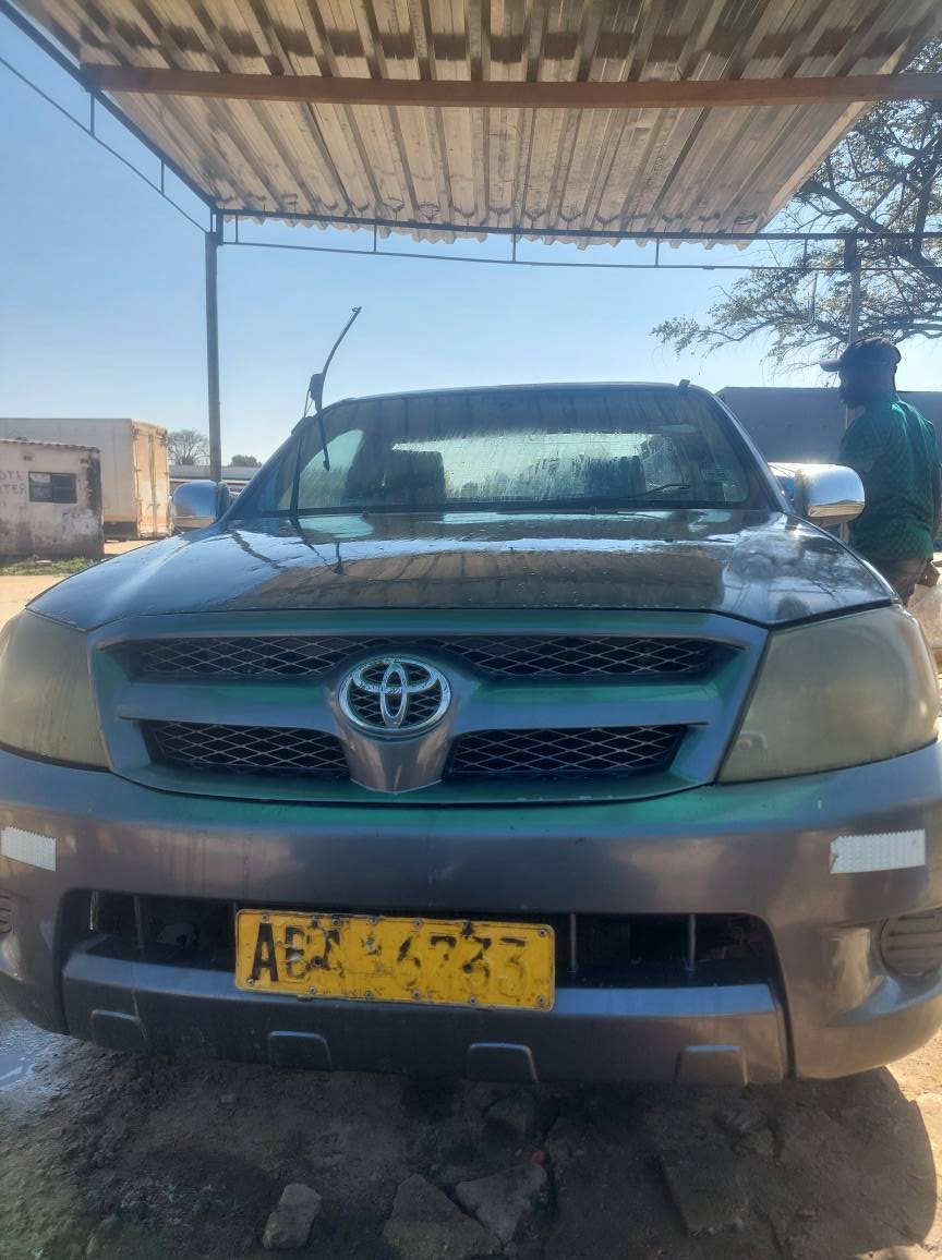used toyota hilux