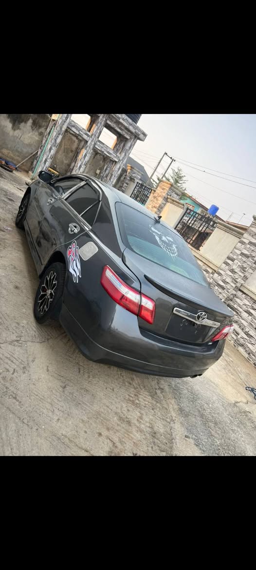 A picture of 2008 toyota camry