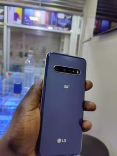 A picture of LG V60 THINQ