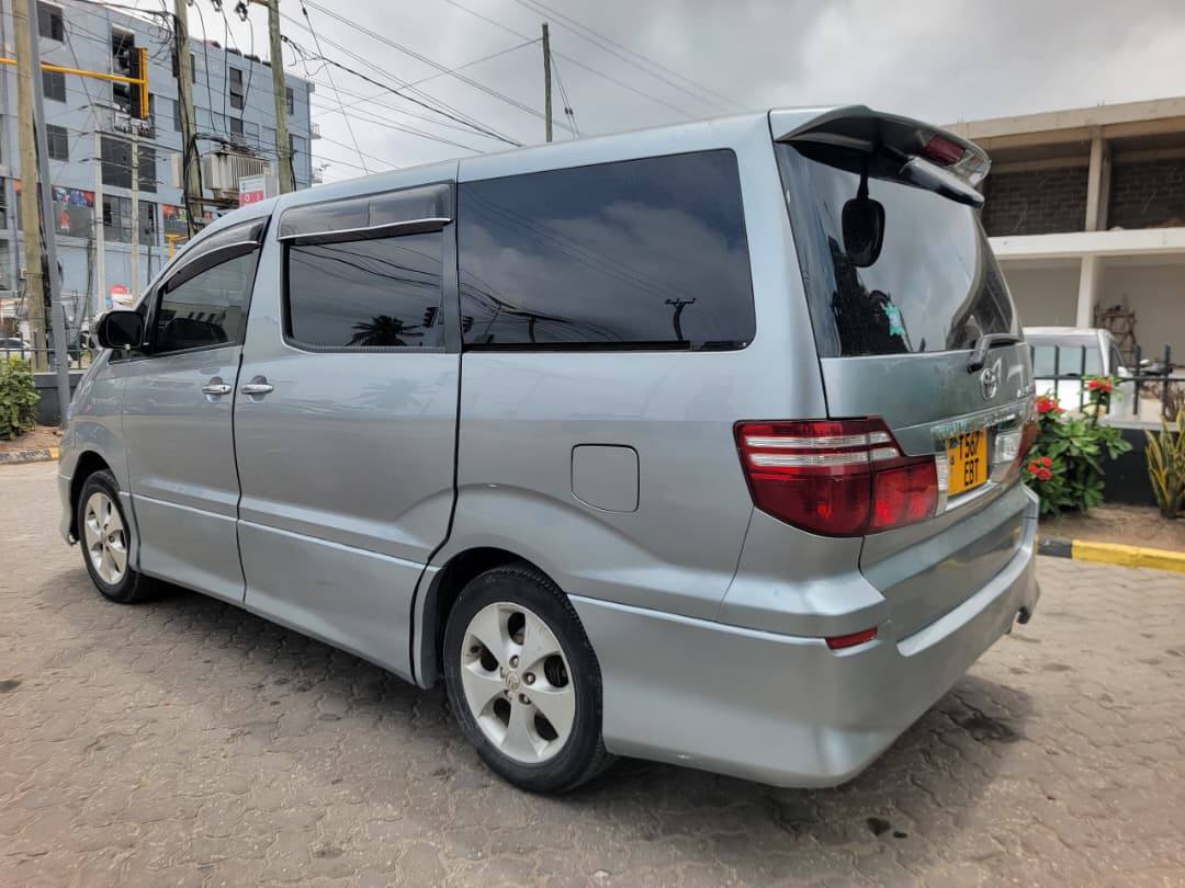 A picture of Alphard 0767058883