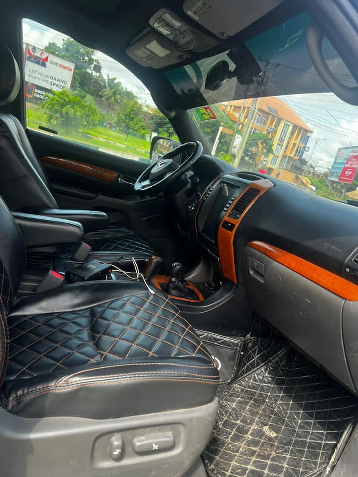 A picture of LEXUS GX470 UPGRADED