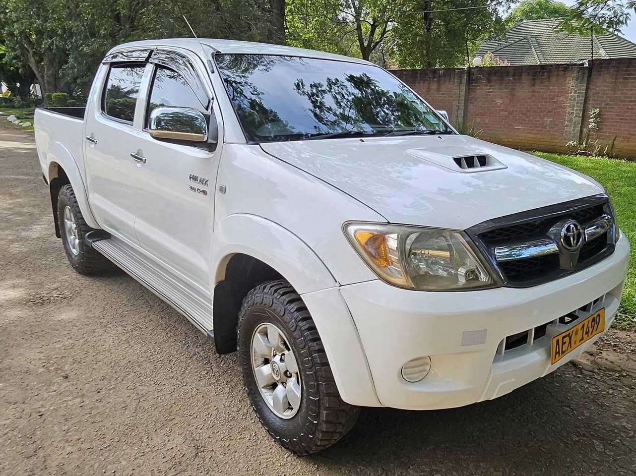 used toyota hilux