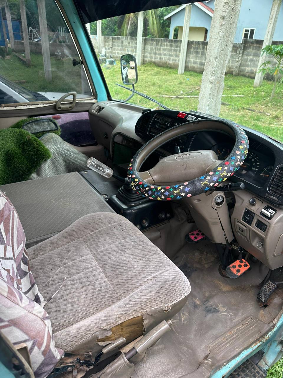 A picture of NAITUPA TOYOTA COASTER MAYAI ENGINE 1HDT FTE MANUAL MILLION 29