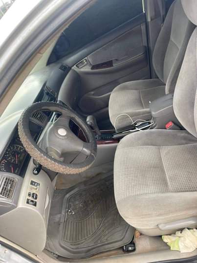 A picture of 2006 TOYOTA COROLLA