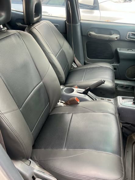 A picture of Rav4 2000 for sale 19millions call 0755622807