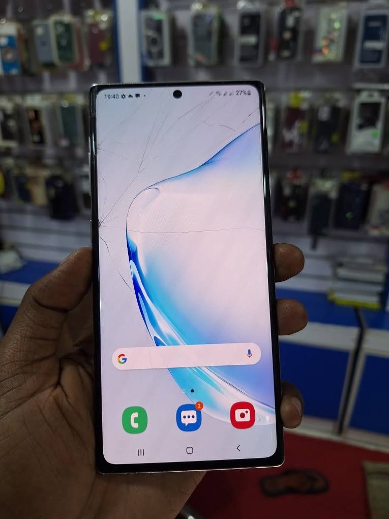 A picture of Samsung galaxy Note 10 plus 256gb Duos