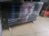A picture of 32inche Hitachi full smart TV working perfectly Netflix Wi Fi
