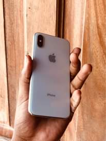 A picture of IPhone X