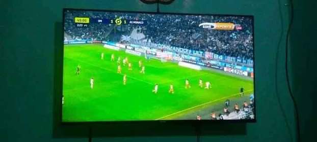 A picture of Hisense 4k E6 43inch