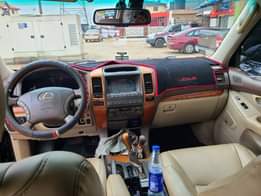 A picture of Super clean Lexus GX470 full option Highly Maintained engine gear